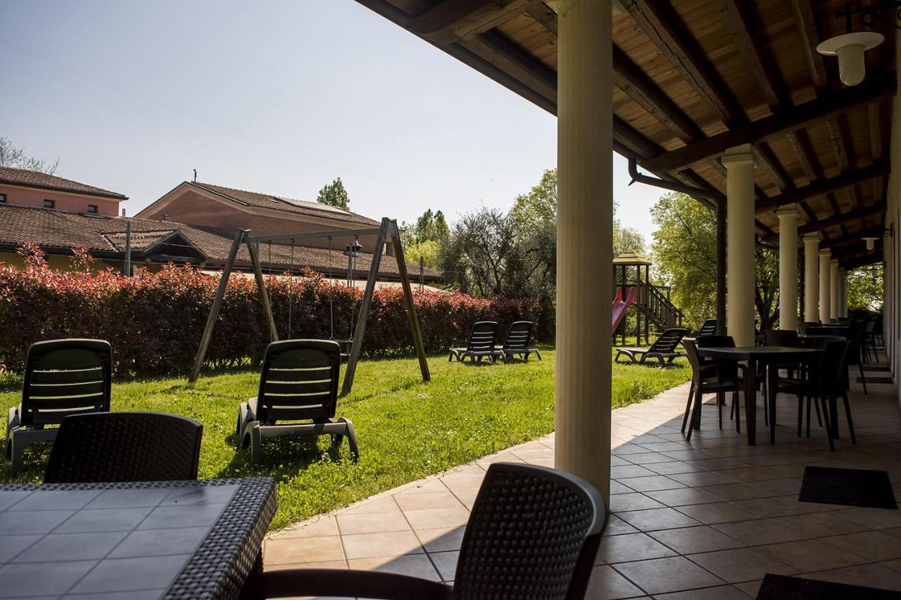 Agriturismo Lupo Bianco Монцамбано Екстер'єр фото