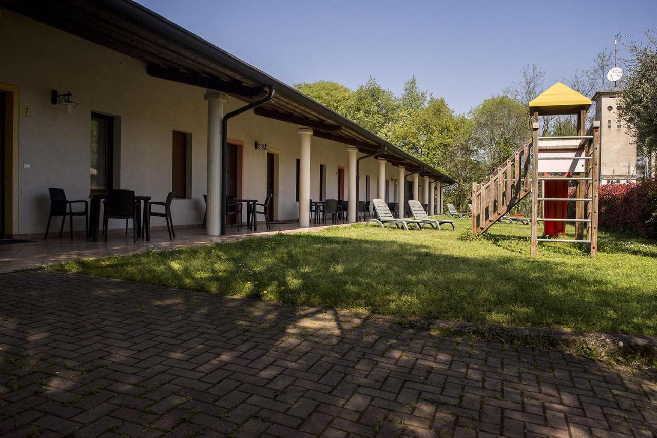 Agriturismo Lupo Bianco Монцамбано Екстер'єр фото